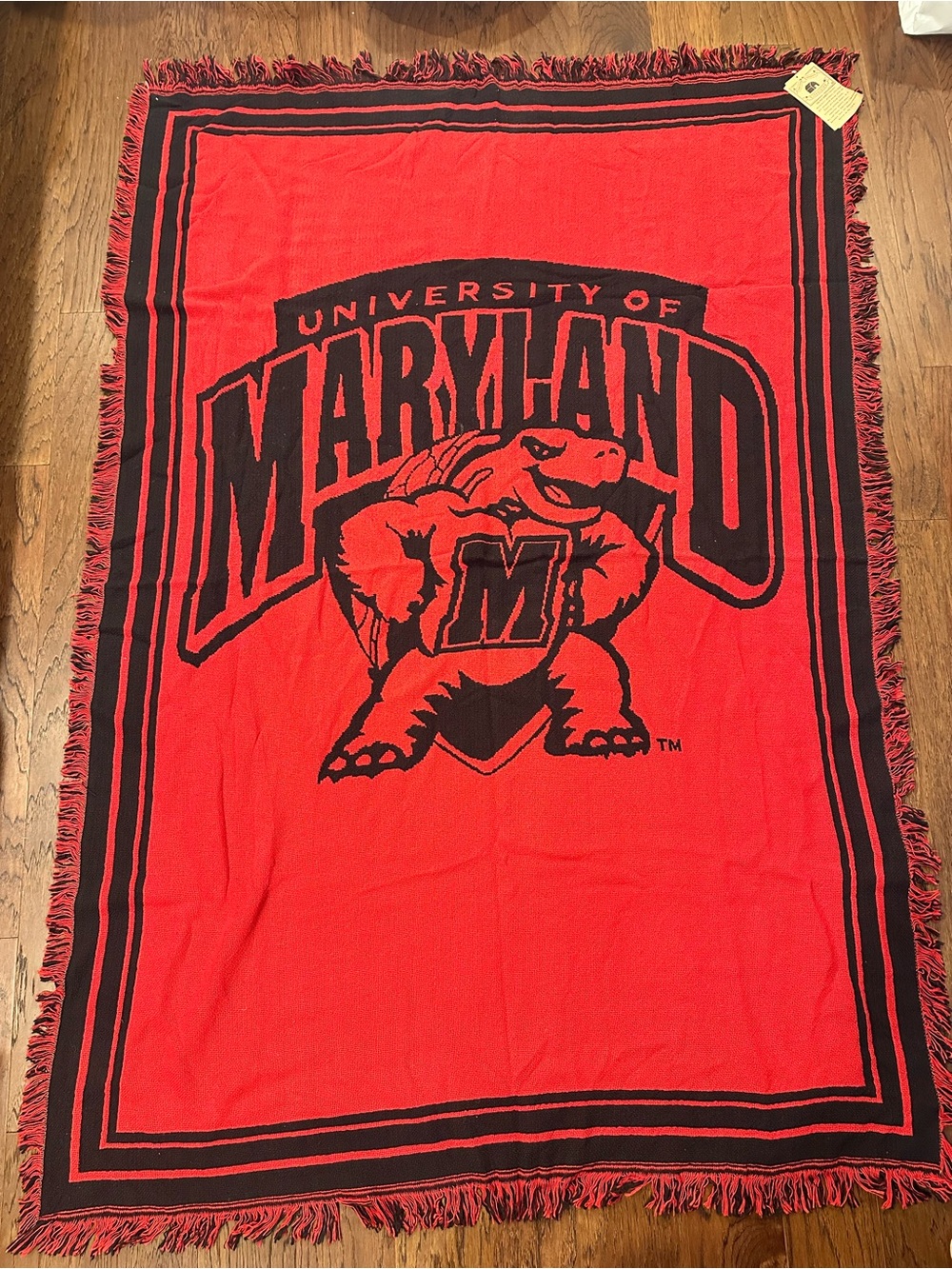 NWT - University of Maryland - Throw Blanket - Looks great hung on wall!